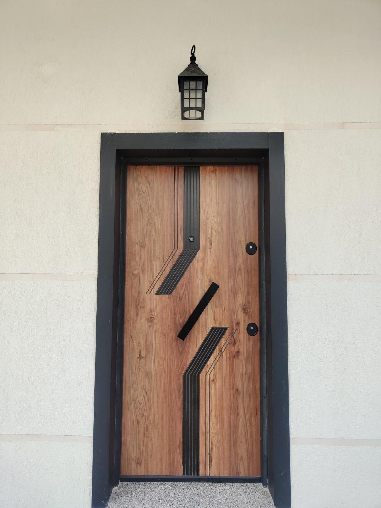 New Apartment Close To Sea And Downtown Vlorë Eksteriør bilde